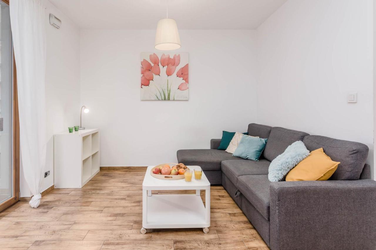 Chill Apartments Wola Center Varsó Kültér fotó