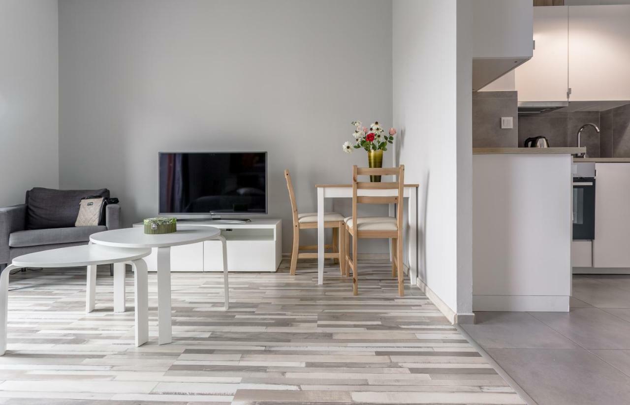 Chill Apartments Wola Center Varsó Kültér fotó